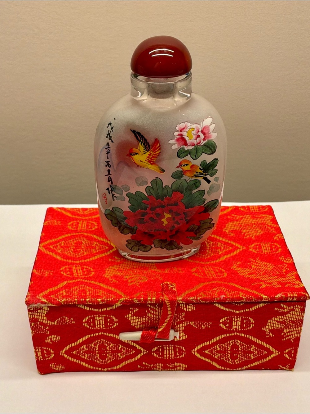 Chinese Reverse Painted Glass Snuff Bottle Two-sided Art Birds Red Glass Top